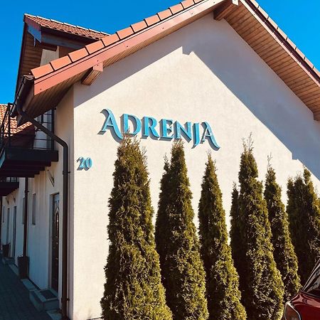 Apartamenty Adrenja ロビ エクステリア 写真