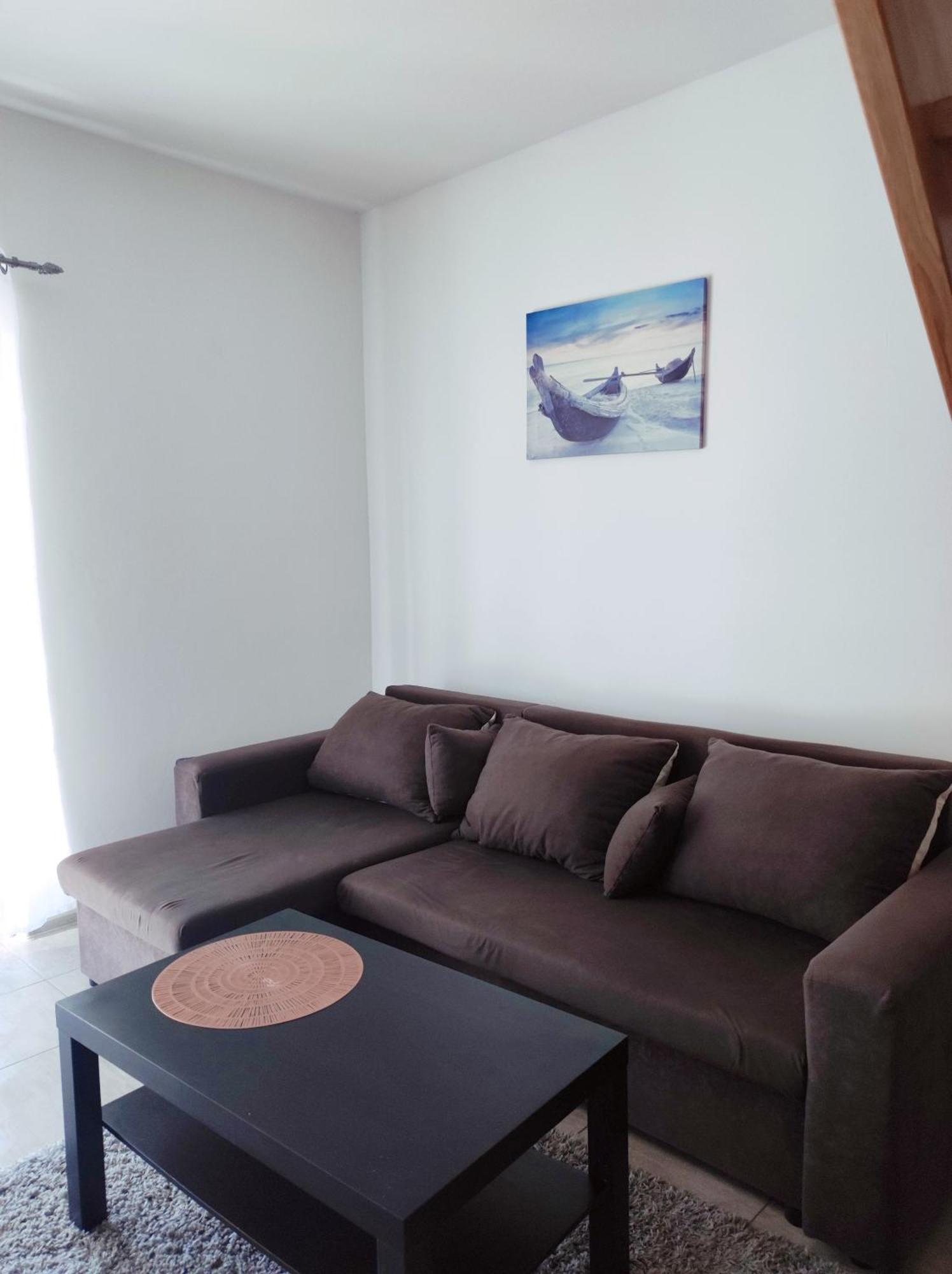Apartamenty Adrenja ロビ エクステリア 写真