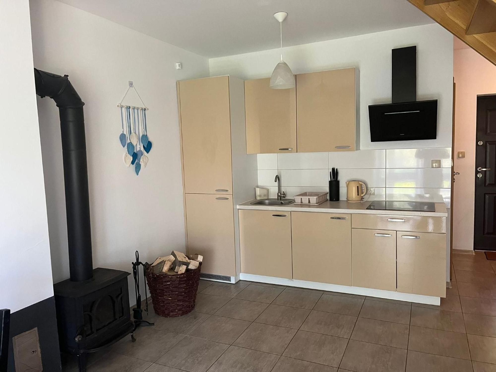 Apartamenty Adrenja ロビ エクステリア 写真